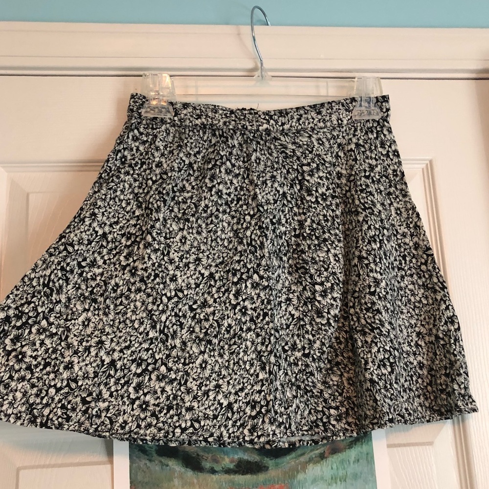 Black and White Floral Urban Outfitters Skirt